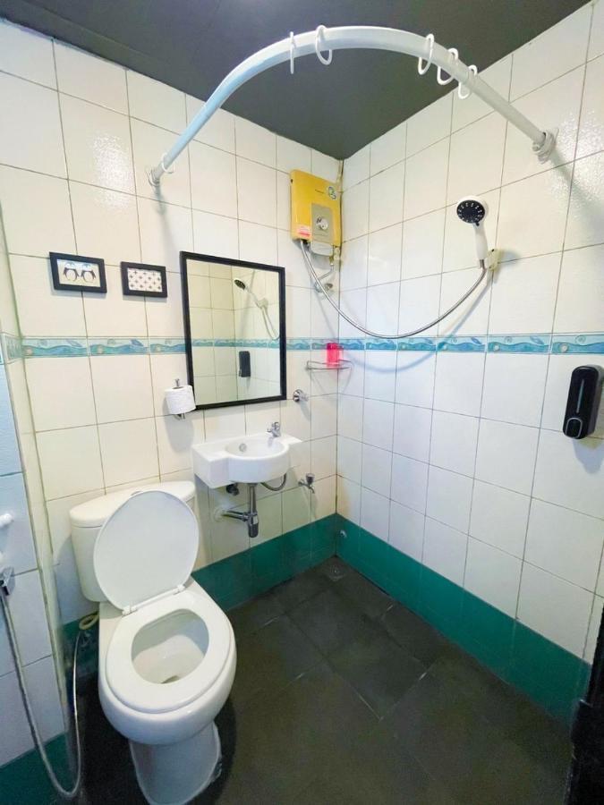 Отель Bbhouse Rambuttri 2 Бангкок Экстерьер фото