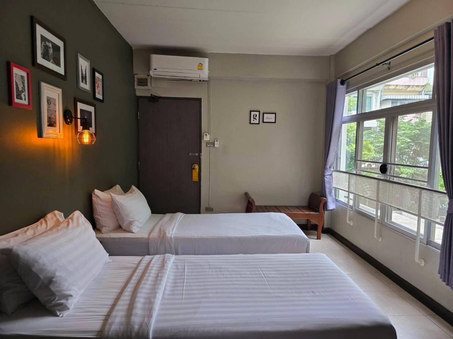 Отель Bbhouse Rambuttri 2 Бангкок Экстерьер фото